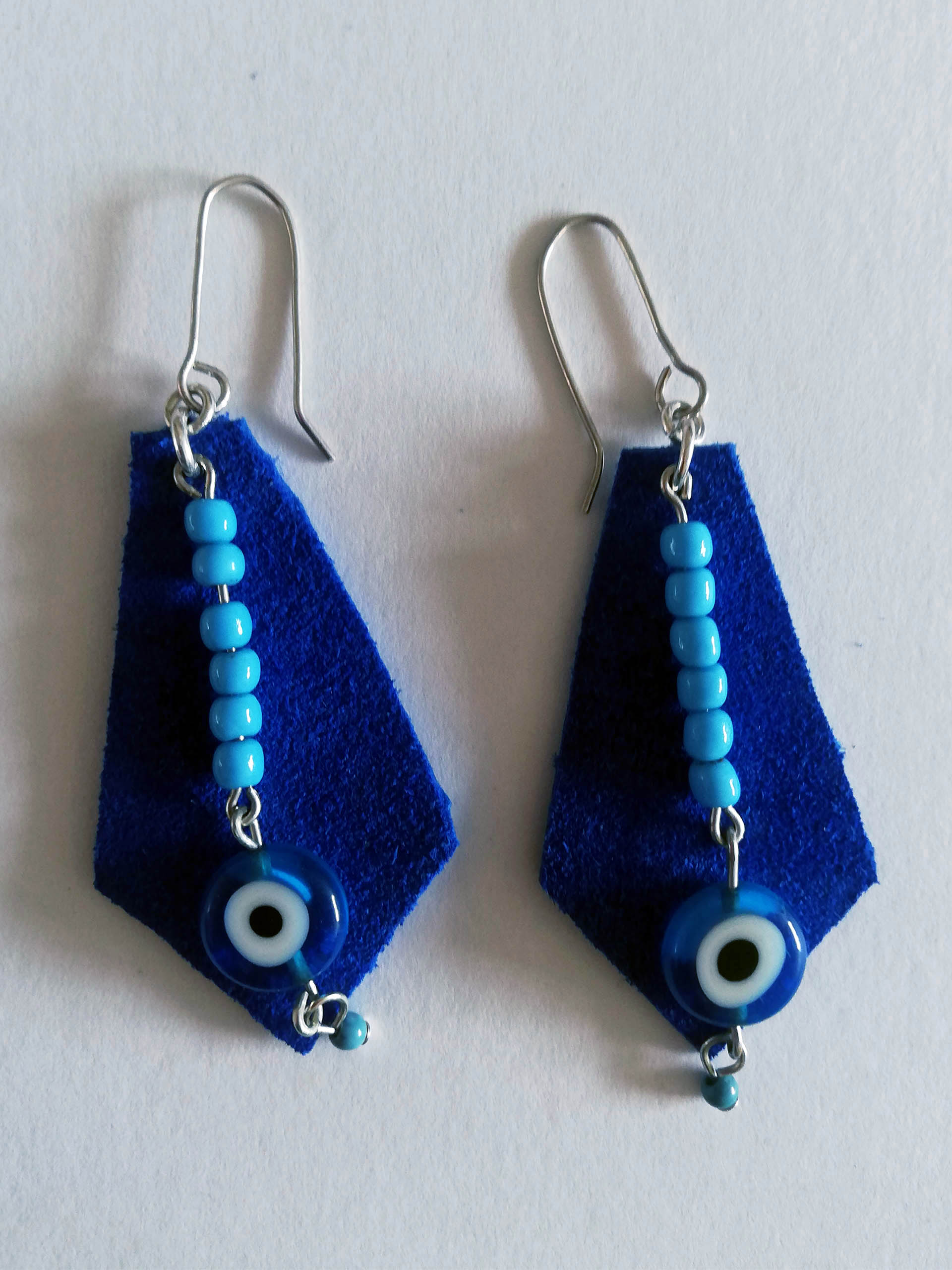 ARETES GOTAS-min